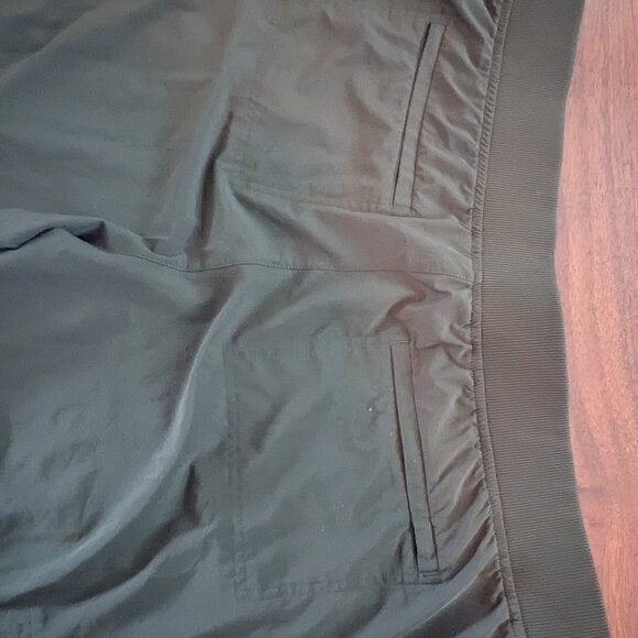 Athleta Brooklyn Utility Ankle Pants - Aspen Olive Size 16 - Picture 4 of 6